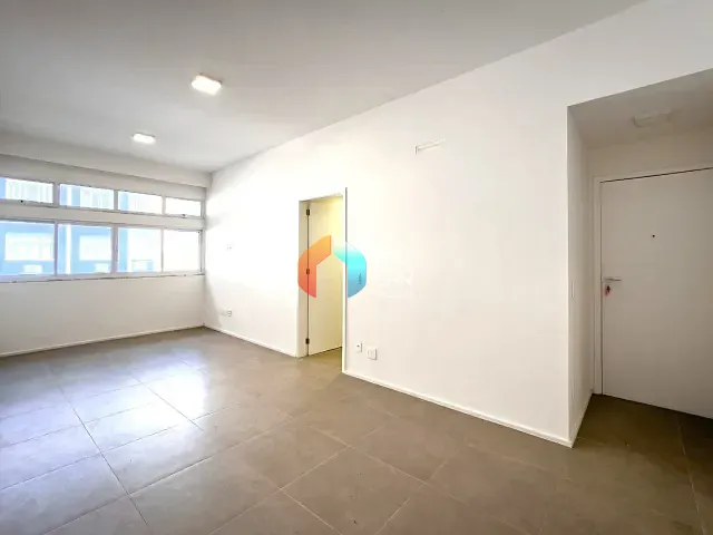 Apartamento com 97m² 3 quartos e 2 banheiros, à venda, no bairro Copacabana em Rio de Janeiro