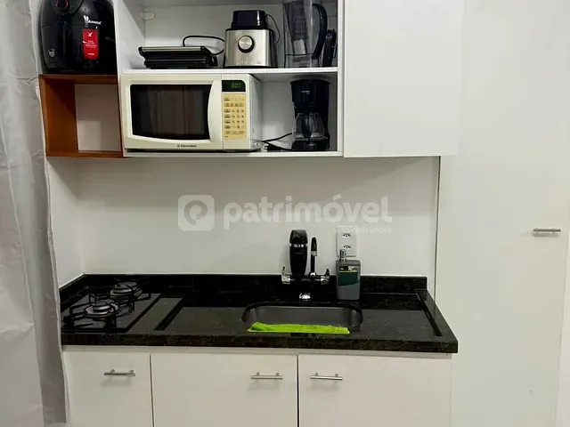 Apartamento 1 quarto e 1 banheiro, para alugar, no bairro Copacabana em Rio de Janeiro