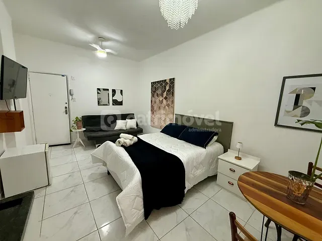 Apartamento 1 quarto e 1 banheiro, para alugar, no bairro Copacabana em Rio de Janeiro