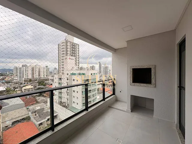 Apartamento 2 quartos e 1 banheiro, à venda, no bairro Vila Operária em Itajaí