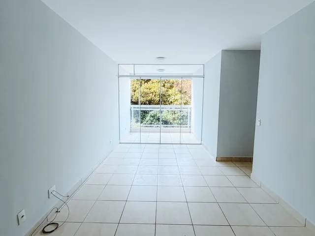 Apartamento 3 quartos e 2 banheiros, para alugar, no bairro Glória em Macaé