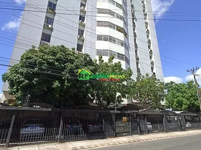 Apartamento 5 quartos e 3 banheiros, à venda, no bairro Frei Serafim em Teresina