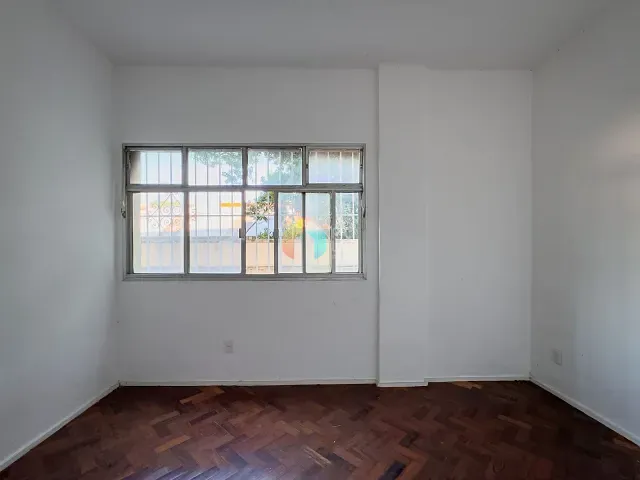 Apartamento com 95m² 3 quartos e 1 banheiro, à venda, no bairro Humaitá em Rio de Janeiro
