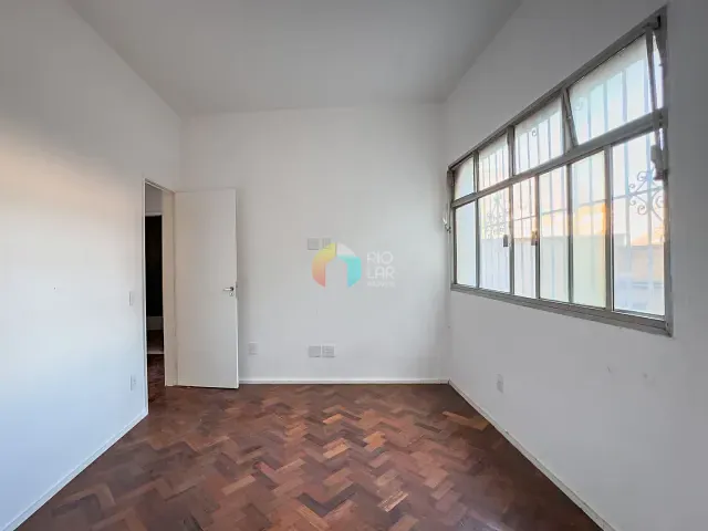 Apartamento com 95m² 3 quartos e 1 banheiro, à venda, no bairro Humaitá em Rio de Janeiro