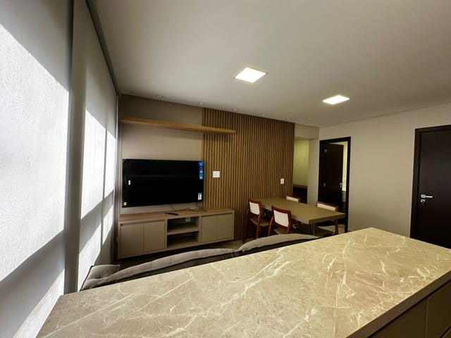 Apartamento com 71m² 2 quartos e 3 banheiros, para alugar, no bairro Setor Marista em Goiânia