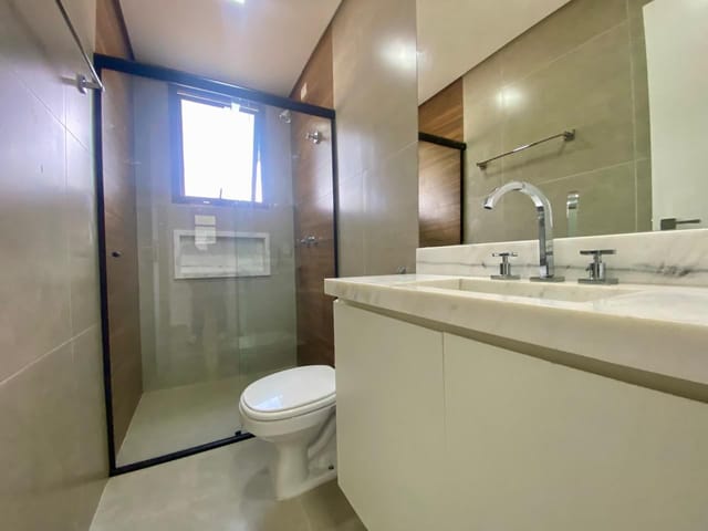 Apartamento 2 quartos e 2 banheiros, à venda, no bairro Riviera em Bertioga