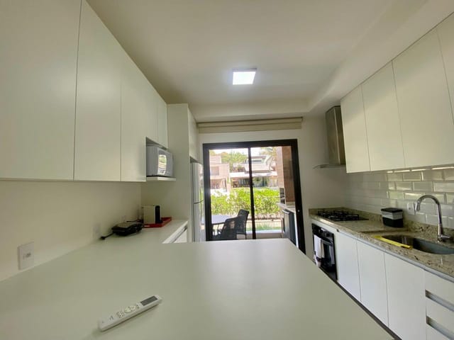 Apartamento 2 quartos e 2 banheiros, à venda, no bairro Riviera em Bertioga