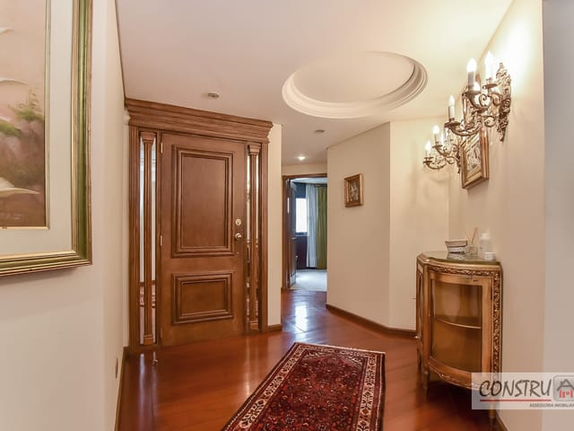 Apartamento 5 quartos e 10 banheiros, à venda, no bairro Batel em Curitiba