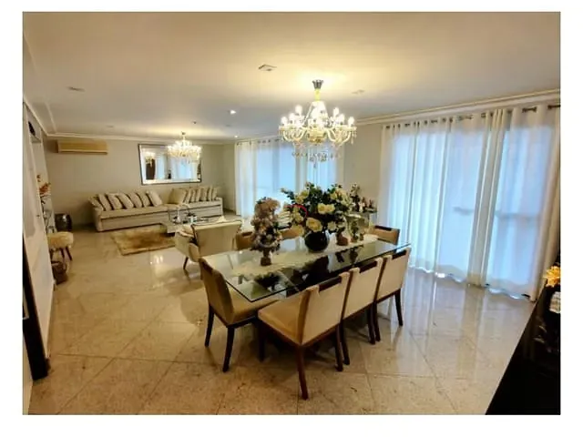 Apartamento com 325m² 3 quartos e 4 banheiros, à venda, no bairro Jardim do Lago em Londrina