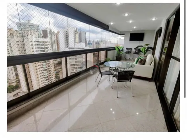 Apartamento com 325m² 3 quartos e 4 banheiros, à venda, no bairro Jardim do Lago em Londrina