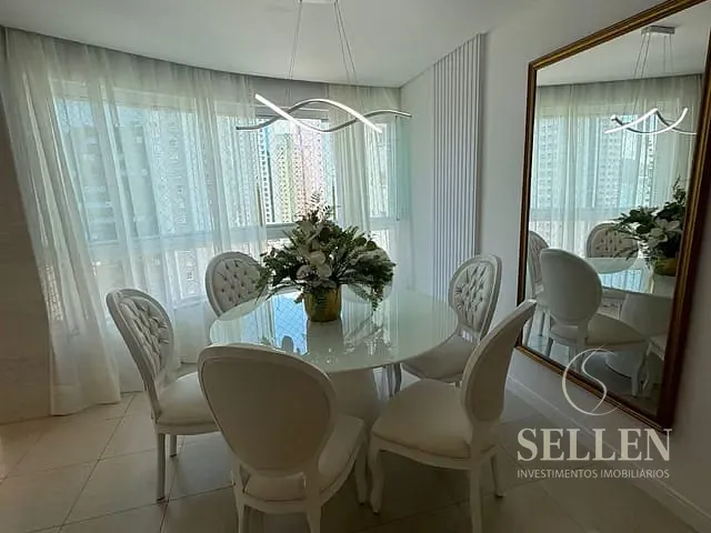 Apartamento com 131m² 3 quartos e 1 banheiro, para alugar, no bairro Pioneiros em Balneário Camboriú