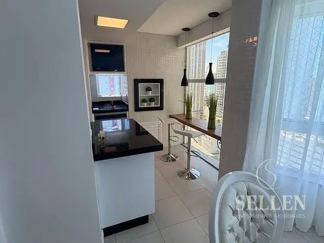 Apartamento com 131m² 3 quartos e 1 banheiro, para alugar, no bairro Pioneiros em Balneário Camboriú