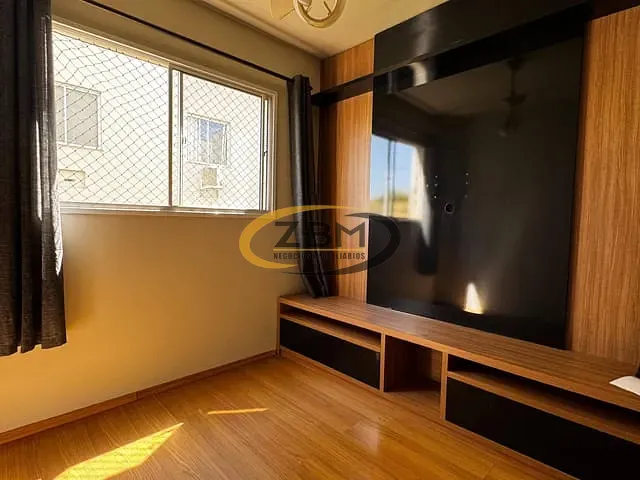 Apartamento com 60m² 2 quartos e 1 banheiro, à venda, no bairro Ouro Verde em Londrina