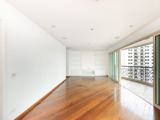 Apartamento com 229m² 2 quartos e 4 banheiros, à venda, no bairro Moema em São Paulo