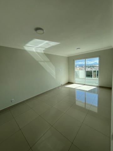 Apartamento 2 quartos e 2 banheiros, à venda, no bairro Riviera Fluminense em Macaé