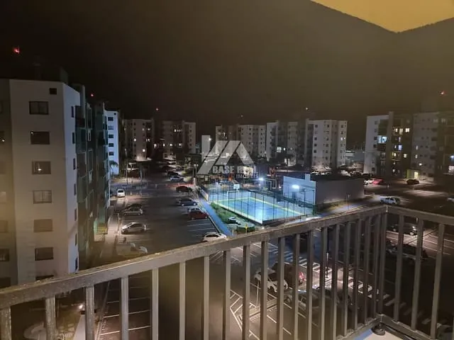 Apartamento com 65m² 2 quartos e 2 banheiros, à venda, no bairro Cidade dos Lagos em Guarapuava