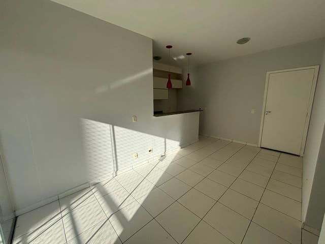 Apartamento com 77m² 3 quartos e 2 banheiros, para alugar, no bairro Parque Industrial Paulista em Goiânia