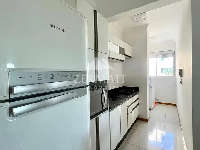 Apartamento 3 quartos e 2 banheiros, para alugar, no bairro Velha em Blumenau