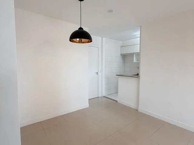 Apartamento 2 quartos e 2 banheiros, para alugar, no bairro Glória em Macaé