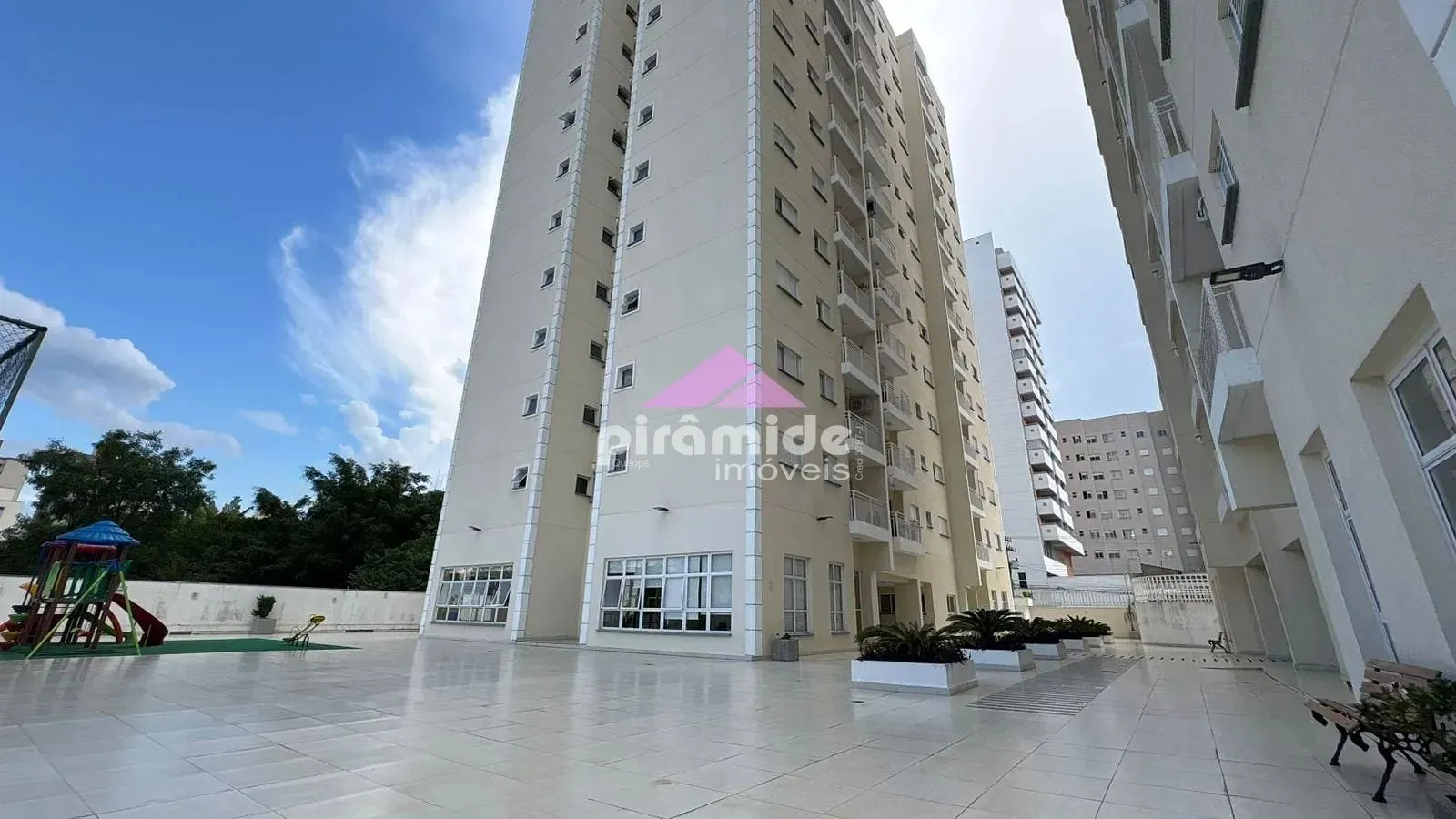 Apartamento, 2 quartos, 63 m² - Foto 1