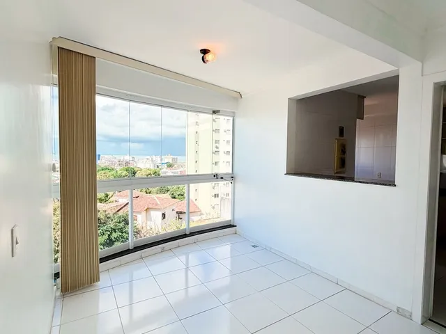Apartamento 3 quartos e 3 banheiros, para alugar, no bairro Glória em Macaé