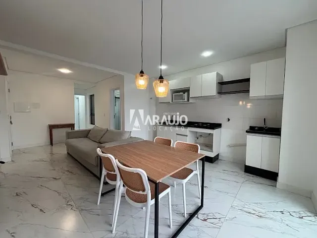 Apartamento 2 quartos e 1 banheiro, para alugar, no bairro São Vicente em Itajaí