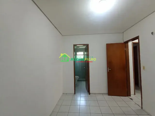 Apartamento 3 quartos e 2 banheiros, para alugar, no bairro Fátima em Teresina