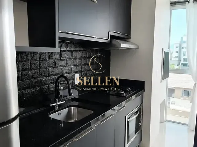 Apartamento 2 quartos e 1 banheiro, à venda, no bairro Areias em Camboriú