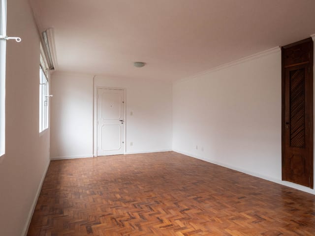 Apartamento com 147m² 3 quartos e 2 banheiros, à venda, no bairro Pinheiros em São Paulo