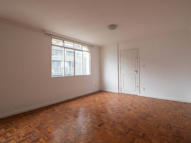 Apartamento com 147m² 3 quartos e 2 banheiros, à venda, no bairro Pinheiros em São Paulo