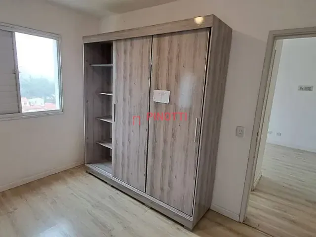 Apartamento 2 quartos e 1 banheiro, à venda, no bairro Alves Dias em São Bernardo do Campo