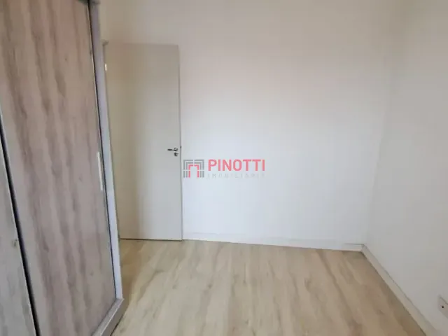 Apartamento 2 quartos e 1 banheiro, à venda, no bairro Alves Dias em São Bernardo do Campo