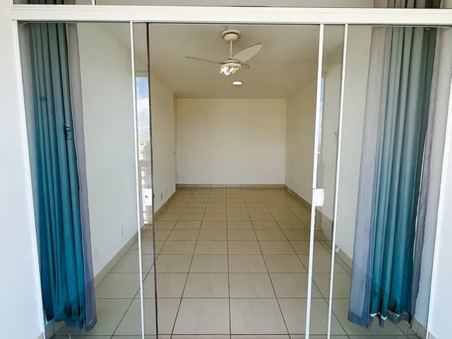 Apartamento 3 quartos e 2 banheiros, para alugar, no bairro Glória em Macaé