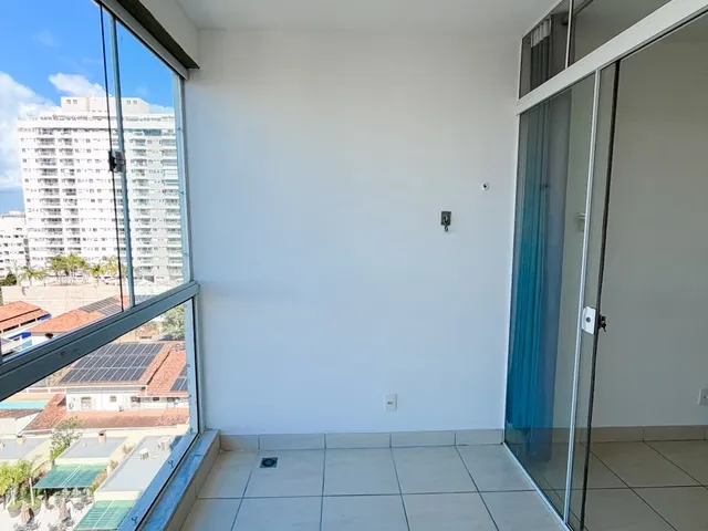 Apartamento 3 quartos e 2 banheiros, para alugar, no bairro Glória em Macaé
