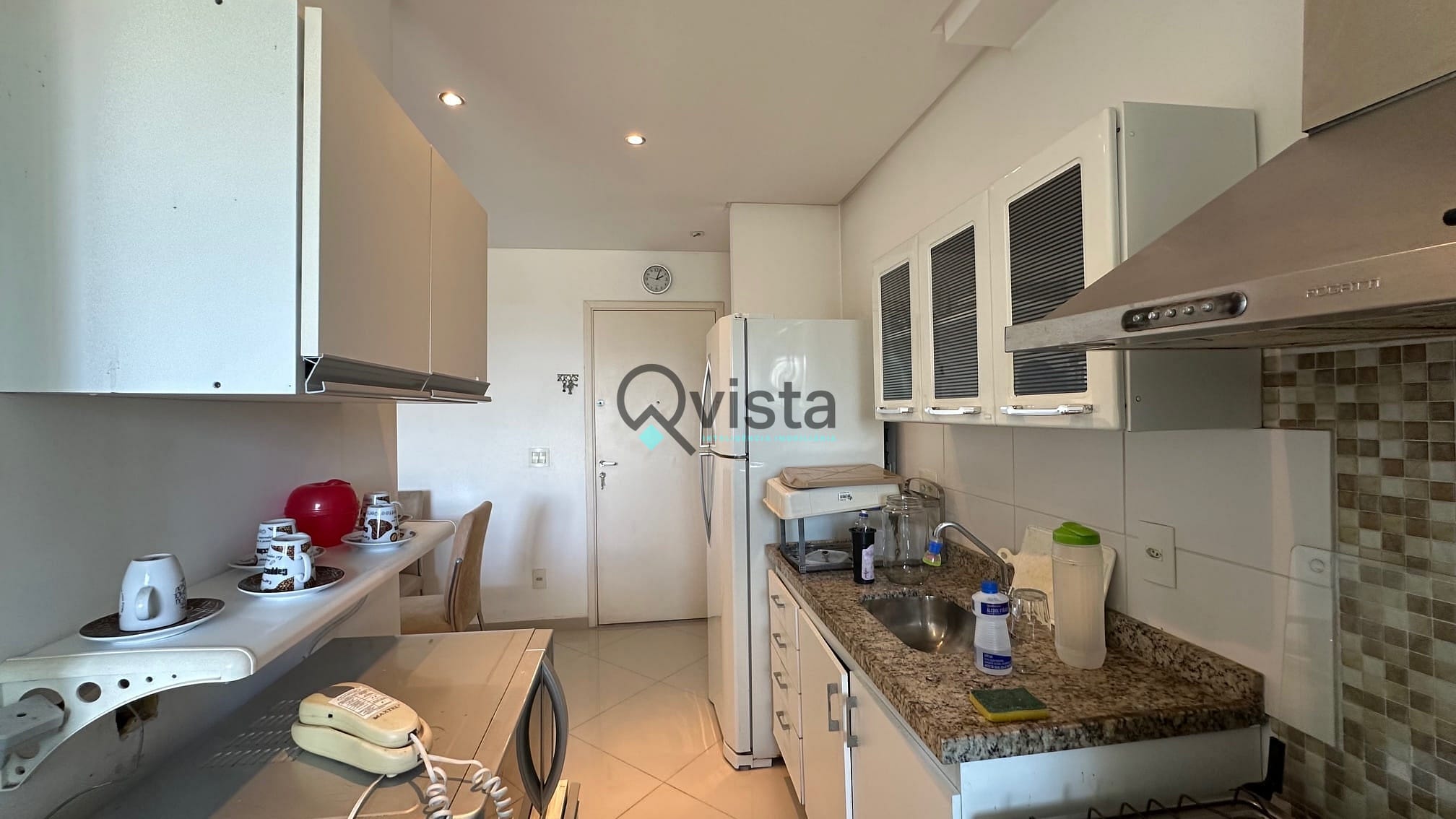 Apartamento à venda com 2 quartos, 75m² - Foto 7