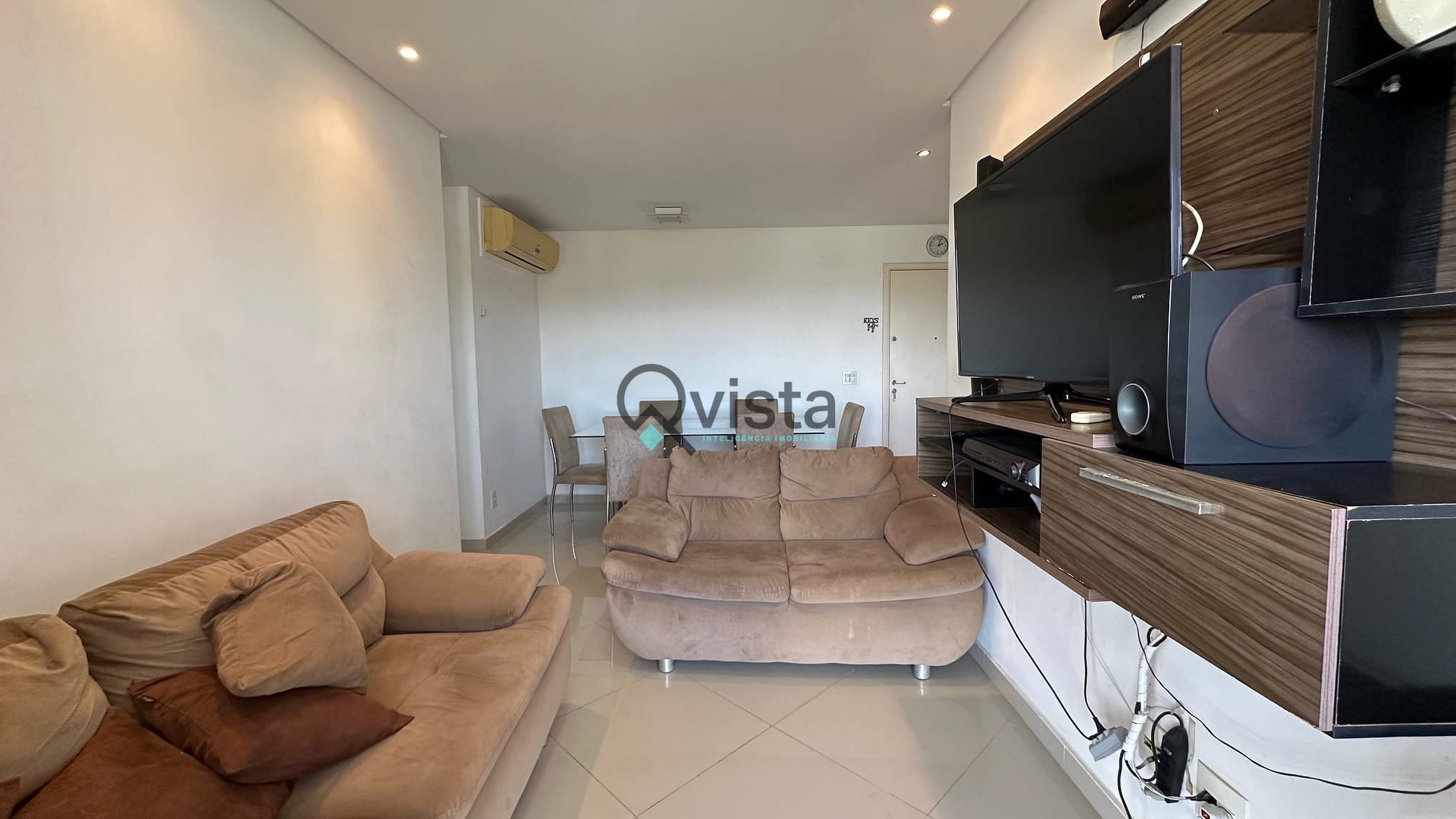 Apartamento à venda com 2 quartos, 75m² - Foto 9
