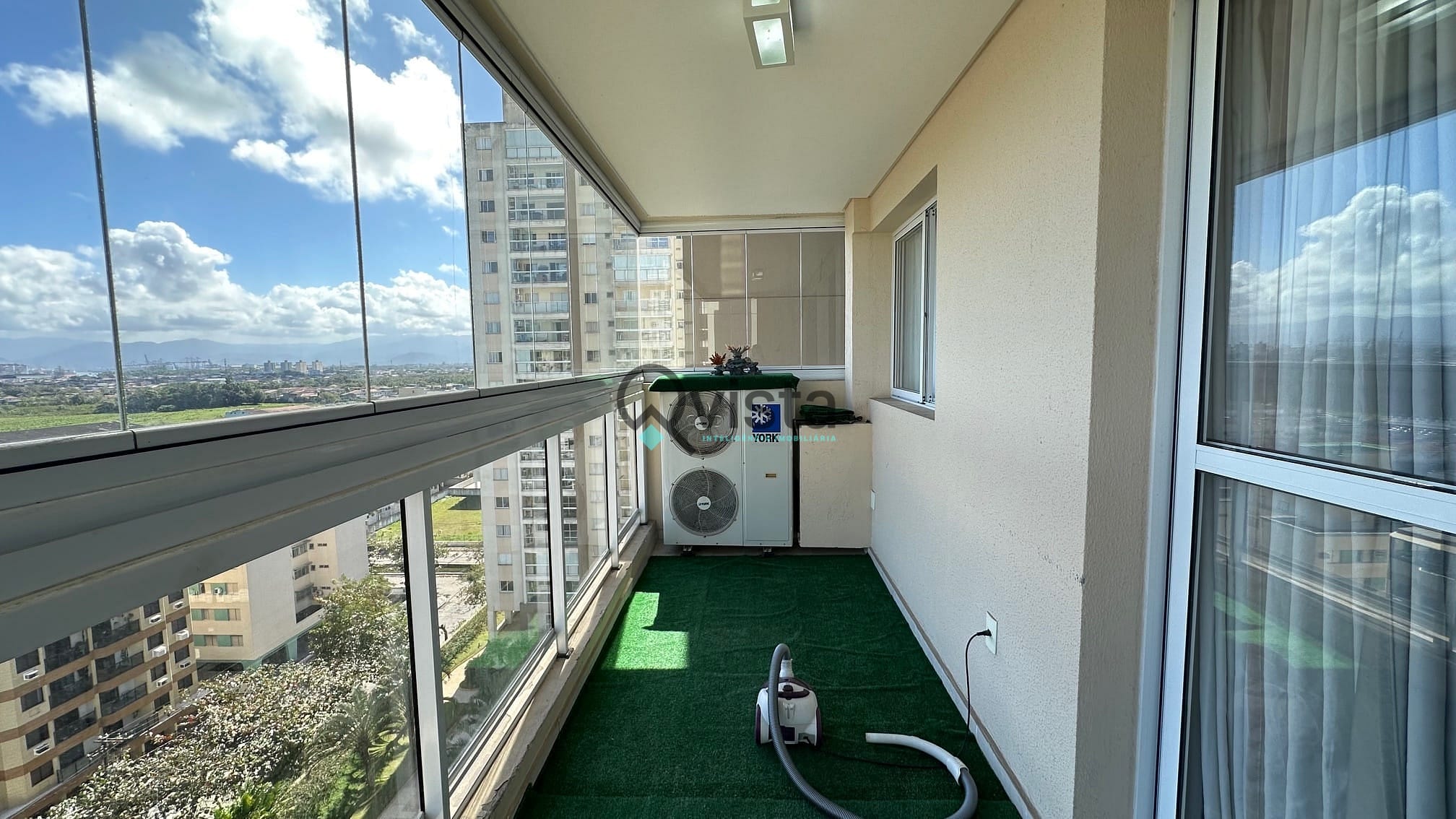 Apartamento à venda com 2 quartos, 75m² - Foto 10