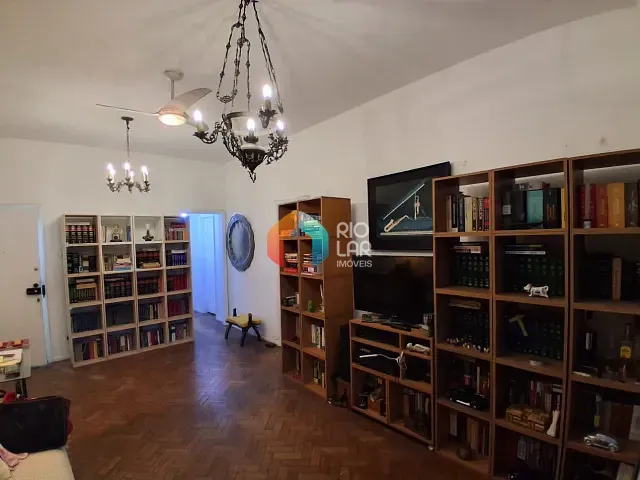 Apartamento com 110m² 3 quartos e 2 banheiros, à venda, no bairro Flamengo em Rio de Janeiro