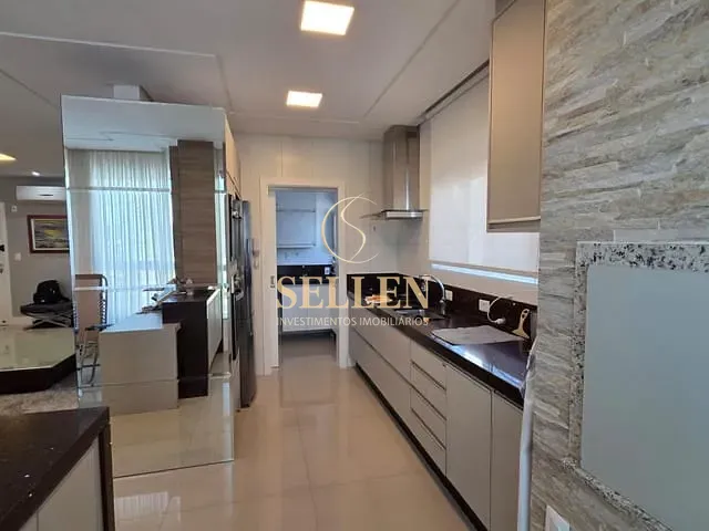 Apartamento 3 quartos e 3 banheiros, à venda, no bairro Centro em Balneário Camboriú