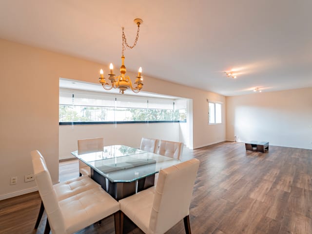 Apartamento com 142m² 3 quartos e 5 banheiros, à venda, no bairro Vila Alexandria (zona Sul) em São Paulo