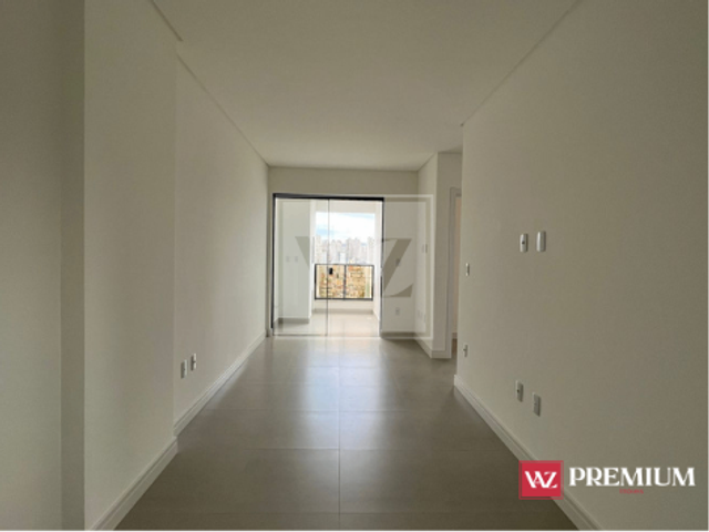 Apartamento 2 quartos e 2 banheiros, à venda, no bairro Morretes em Itapema