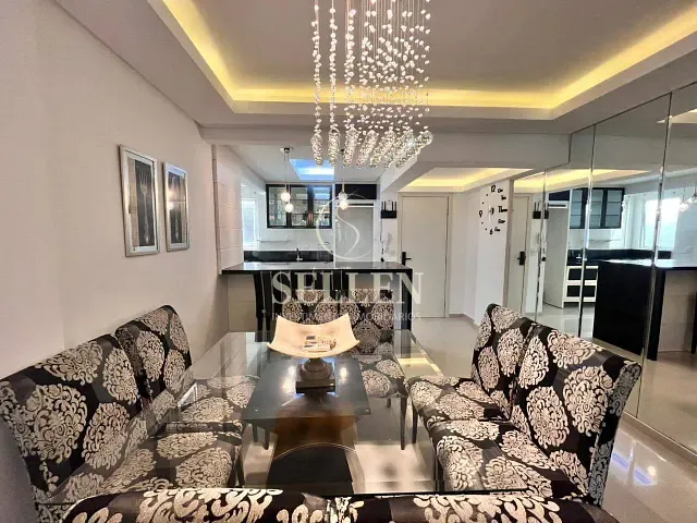 Apartamento 4 quartos e 2 banheiros, para alugar, no bairro Centro em Balneário Camboriú