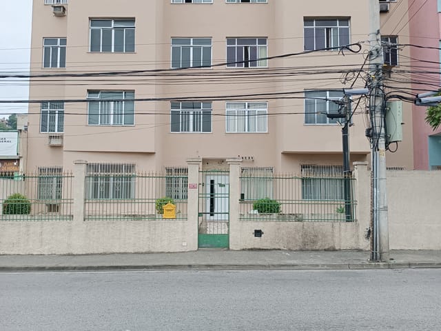 Foto do Apartamento - Apartamento com 2 Quartos, 1 Dependência, Aproximadamente 70m² na Av. Vicente de Carvalho, Praça do Carmo | Hilmar