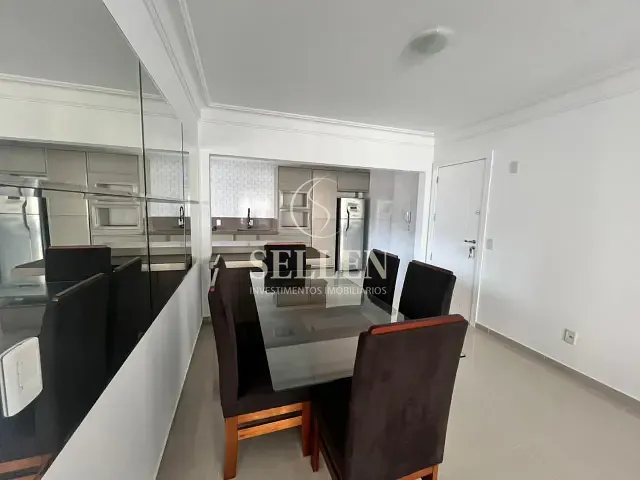Apartamento 2 quartos e 1 banheiro, para alugar, no bairro Centro em Balneário Camboriú