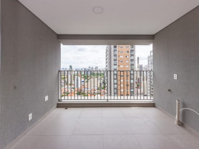 Apartamento com 1711m² 2 quartos e 2 banheiros, à venda, no bairro Jardim das Acácias em São Paulo