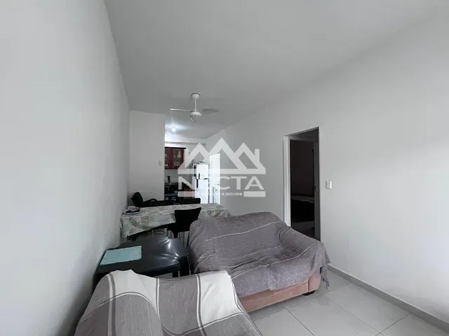 Apartamento com 60m² 2 quartos e 1 banheiro, à venda, no bairro Jardim Tarumãs em Caraguatatuba