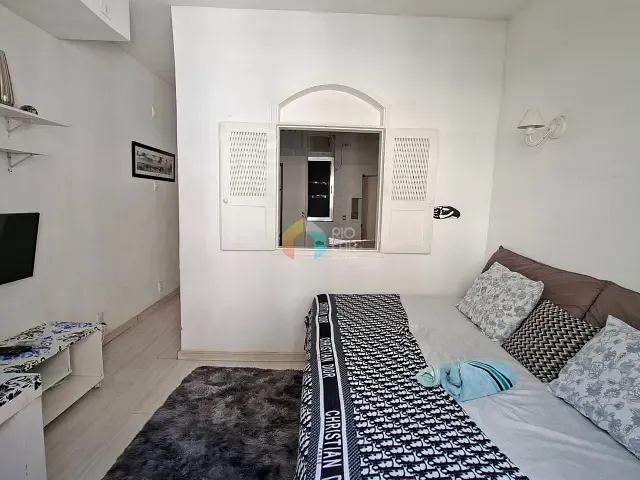 Apartamento com 40m² 1 quarto e 1 banheiro, à venda, no bairro Copacabana em Rio de Janeiro