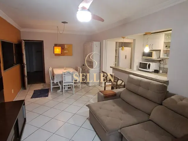 Apartamento 2 quartos e 2 banheiros, para alugar, no bairro Centro em Balneário Camboriú
