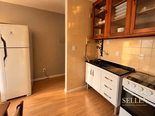 Apartamento 1 quarto e 1 banheiro, à venda, no bairro Pioneiros em Balneário Camboriú