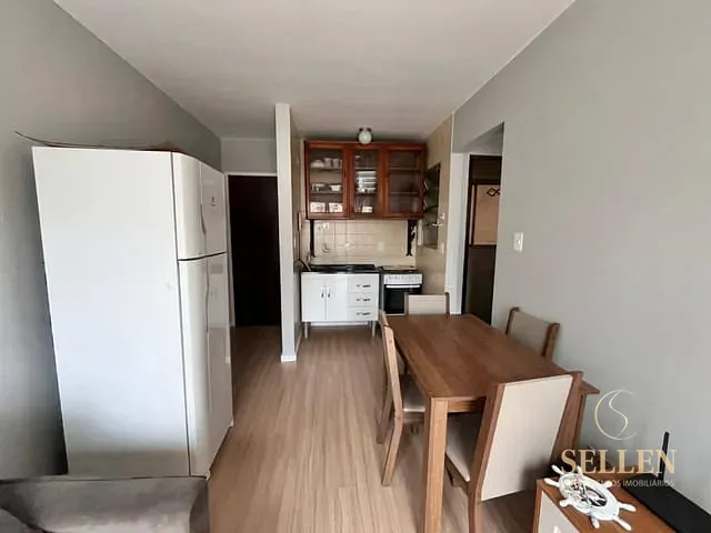 Apartamento 1 quarto e 1 banheiro, à venda, no bairro Pioneiros em Balneário Camboriú
